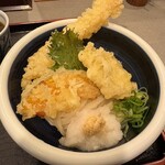 本格手打うどん おか泉 - 