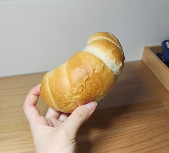 雪うさぎベーカリー - 富良野/パン | 食べログ