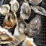 宮島からいちばん近い牡蠣小屋 - 