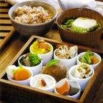 じねんや - マクロビ小鉢膳　2000円