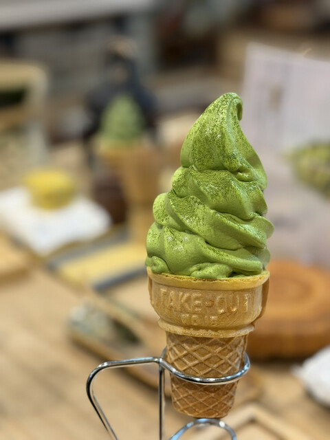 掛軸茶屋 - 北新地/ソフトクリーム | 食べログ