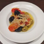 俺のフレンチ - ドライトマトとオリーブのマリネ