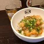 胡月 - 