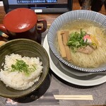 鯛塩そば 灯花 - 料理写真: