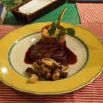 グランブルー - 牛ヒレステーキ100g　1500円。