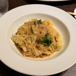 健康菜園サラダビュッフェ ナポリの食卓 - 料理写真:エビのパスタ
