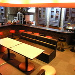 居酒屋いいとも - 完全にスナックな作り。でも業態は居酒屋なカオス。