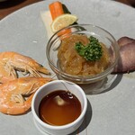 民福北京烤鴨店 - 前菜盛り合わせ