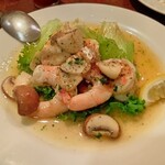 めがねNONNO - エビのソテー。これが特に絶品でした。