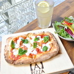 APIZZA - ランチはセットでご注文がお得！