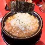 ラーメン 環2家 - チャーシューメン(ネギトッピング)