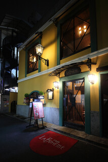 Cafe La Boheme - 