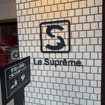 Le Supreme. - 