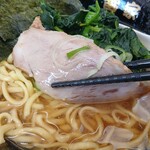 横浜家系らーめん 雷家 - ラーメン＠￥950円
