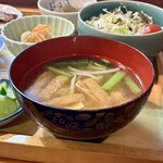 割烹清里 - 日替り定食(\1,200)　味噌汁（揚げ・青菜・もやし）