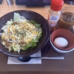 すき家 - 料理写真:チーズスパイシーキーマカレー丼大盛り