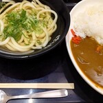 はなまるうどん - 料理写真:かけ(小) 360円、セットカレー 490円