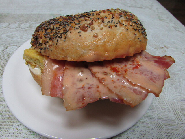 RABBIT BAGELS 元町店 （ラビットベーグル） - 旧居留地・大丸前/ベーグル | 食べログ