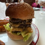 THE BURGER HEARTS - 