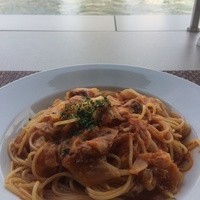 ボーン グランデ アリア - まーさん豚とキャベツのトマトラグーソース。