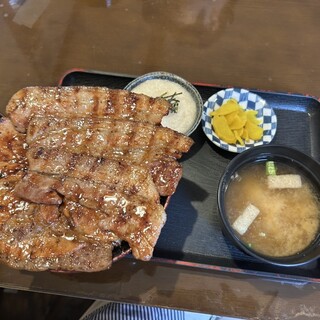 ぶた野家_1