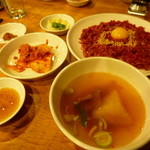 자매집 - ユッケ＆セット