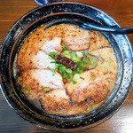 らーめん晴れるや - 豚こつこってり