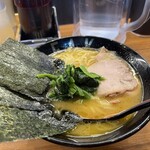 MEN-EIJI EAK - 料理写真:王道家直伝ラーメン　中