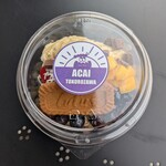 アサイー工房 - 料理写真:アサイーボウルSサイズ（フルーツ：バナナ、イチゴ、ブルーベリー、マンゴー・トッピング：板チョコ）