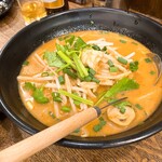 タイ料理ジャンピー - 