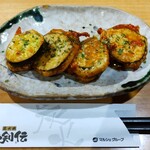 ハッケン酒場 - お通し 330円 なすのすあげ