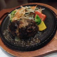 和牛熟成牛とシチリアワイン せいとう 本店 - 極旨ハンバーグ