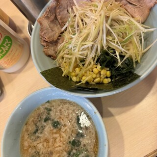 ラーメンショップ 椿 - 料理写真:醤油ネギチャーシューつけ麺中盛こいめおおめ