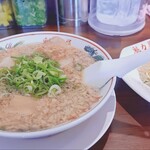 ラーメン魁力屋 - 料理写真: