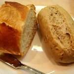 シェ・ヒャクタケ - 自家製パン