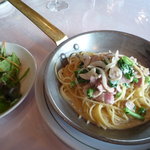 欧風料理 ポローニア - 菜の花とベーコンのクリームパスタ