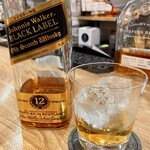 お酒の美術館 - ドリンク写真:1杯目はOYAJI世代定番のジョニ黒（昭和なバージョン）