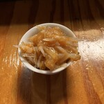 立ち飲み十七番 - 梅水晶（300円）