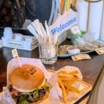 YAMBURGER - 