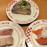 スシロー - 料理写真:活〆はまち(160円)天然いわし(180円)オニオンサーモン(140円)