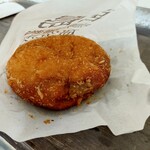 宮島咖喱麵麭研究所 - 牡蠣カレーパン(600円)