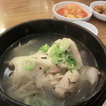 明洞参鶏湯 - サムゲタン　14000ウォン