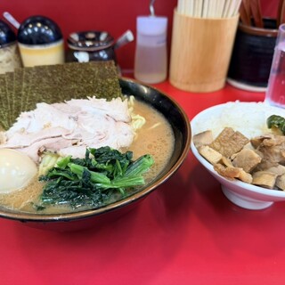 横浜らーめん 山本家_1