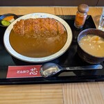 とんかつ 芯 - チキンカツカレー(税込1300円)