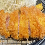 とんかつと、しゃぶしゃぶ。黒豚ふくや - 黒豚ロース《上》定食(2,600円)