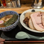 松戸中華そば 富田食堂 - 料理写真: