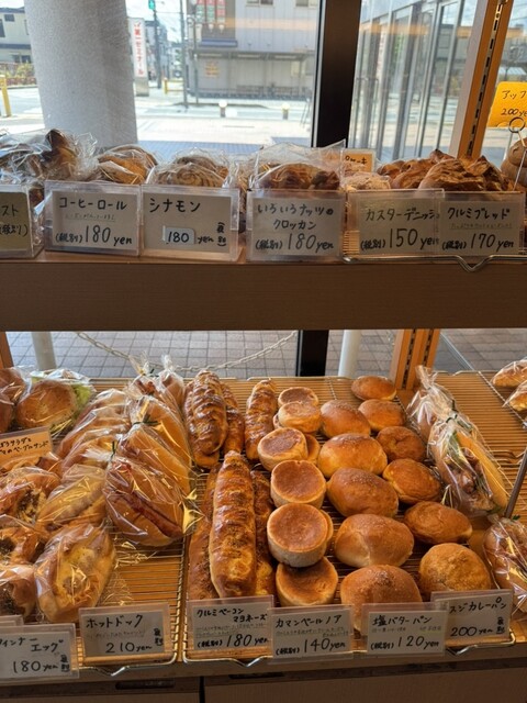 大きなパン パン工房 ボングー アプラ店 - 高石/パン | 食べログ