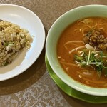 金蘭 - 本格四川担々麺と炒飯セット
