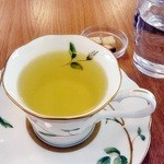 ナチュラル カフェ ゴエン - オリーブ茶