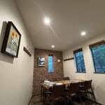 HonoBuono - 今日は夜には珍しく窓のブランドが開いて、石神井公園の借景が見えます